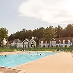 Aparthotel Village Pierre & Belle Dune 3*